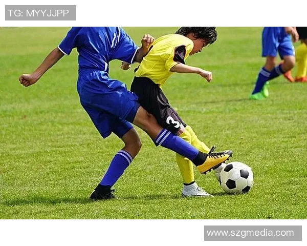 篮球与足球明星经典动作解析与技巧分享让你领略运动魅力与风采